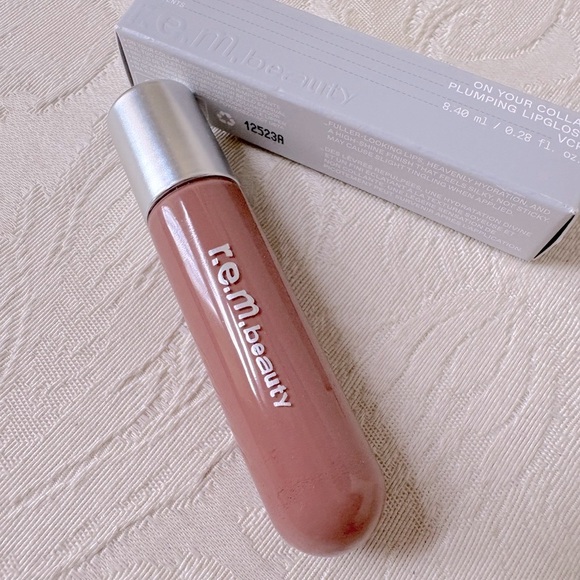 R.E.M Beauty On Your Collar Plumping LipGloss in VCR BNIB - Picture 1 of 10